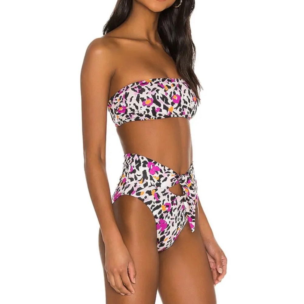 Beach Riot Highwaisted bikini - Picture 2 of 10